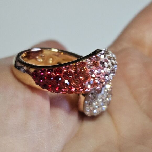 Gold Tone Swarovski Louise Pink Clear Crystal Ring Size 7 - Picture 2 of 14